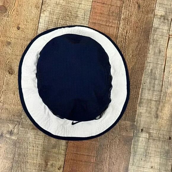 Nike College Dri-FIT Penn State Bucket Hat - Picture 6 of 11